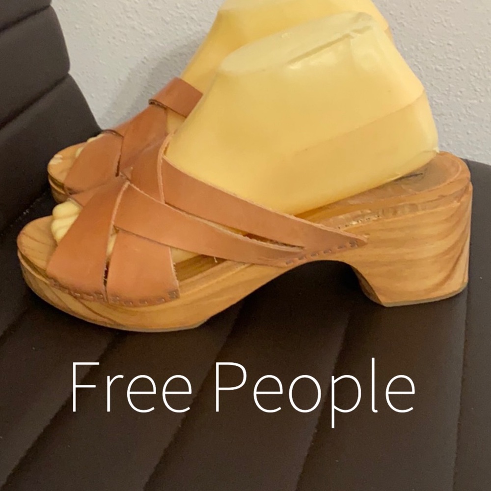Free People leather wooden clogs mules sandals 8.5